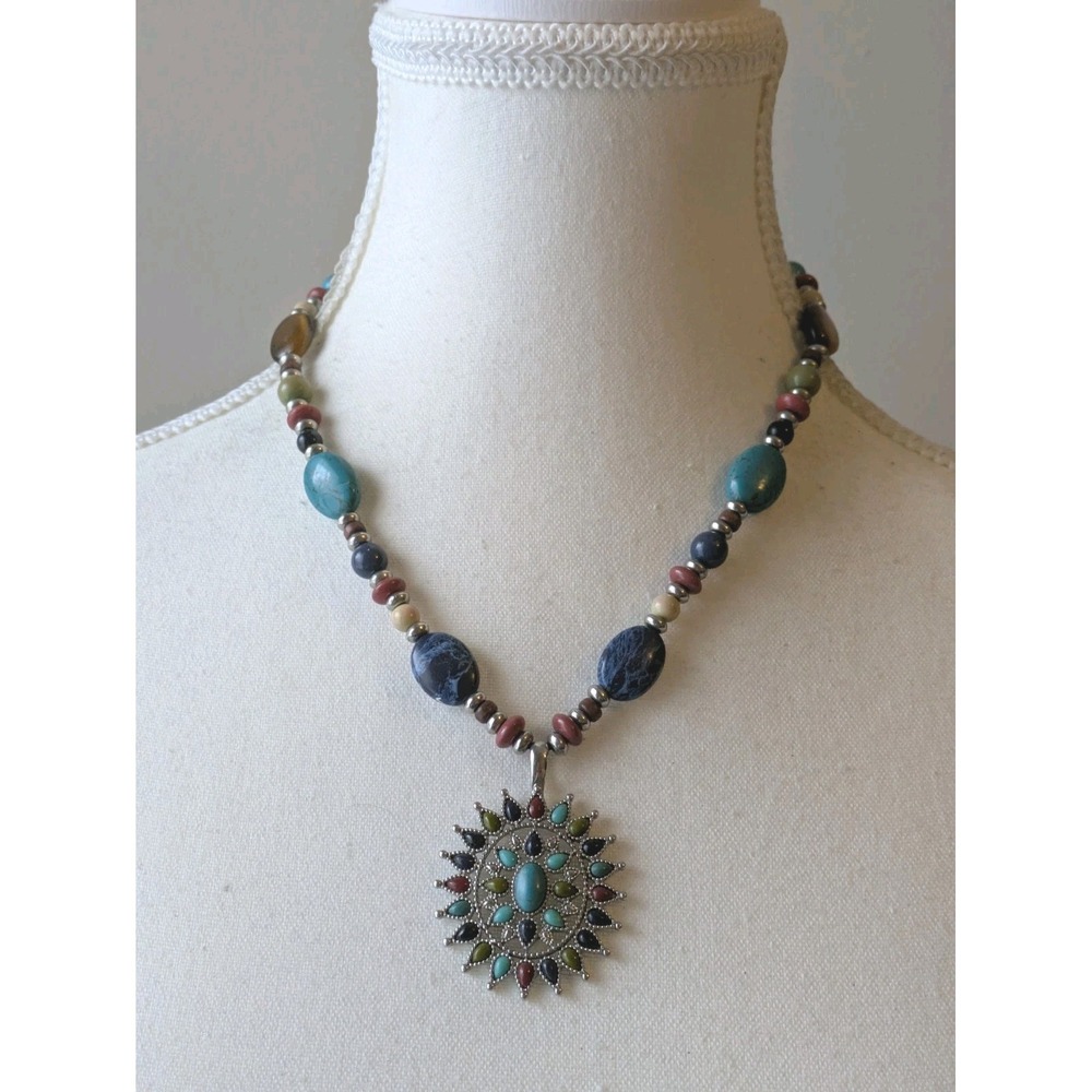 CHAPS Southwestern Style Pendant Necklace In‎ Earthy Tones Beaded Silver Tone
